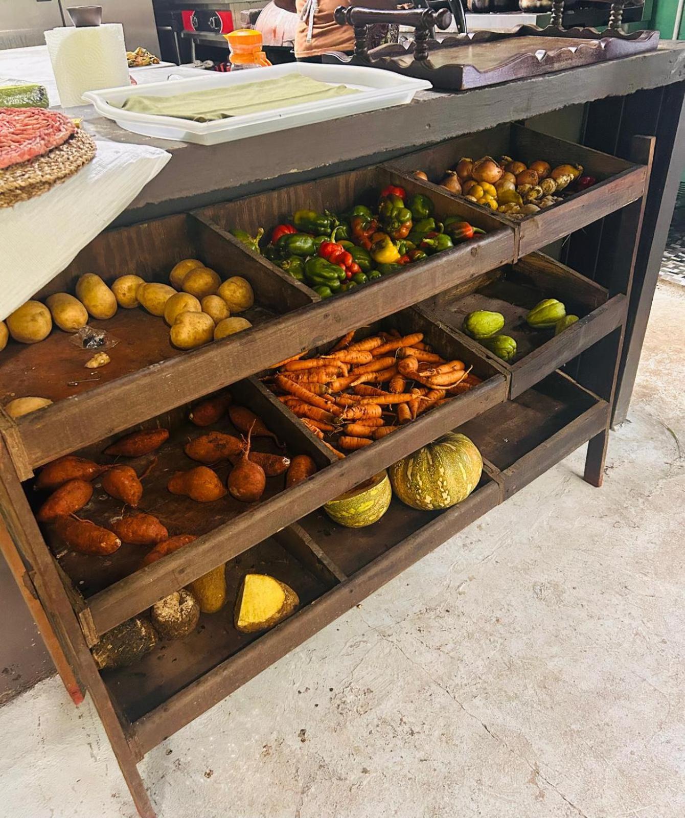 קינגסטון Serendipity Holistic Resort Spa מראה חיצוני תמונה